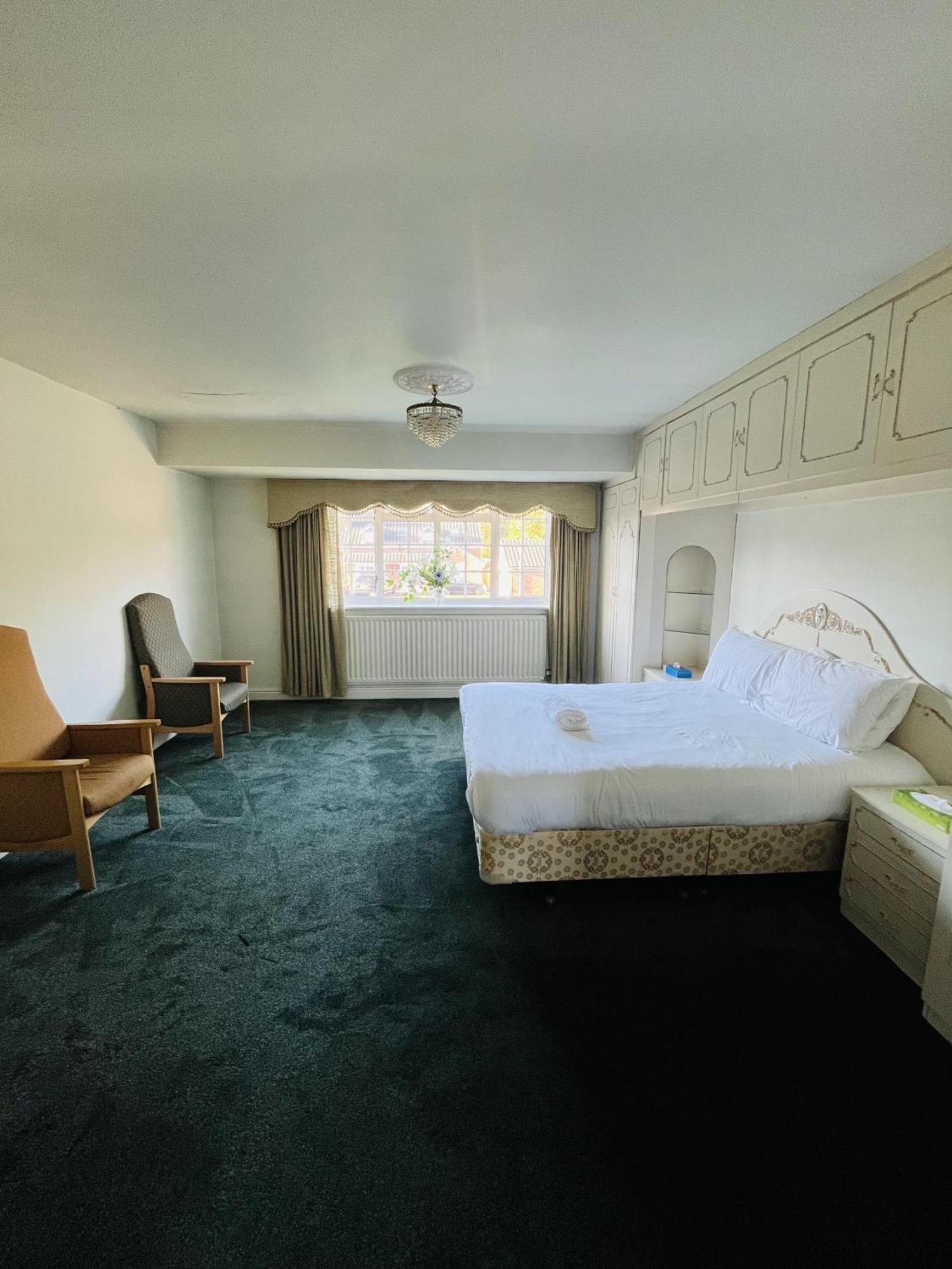 Unwind In Comfort At Cosy Caradus Free Parking Birmingham Zewnętrze zdjęcie
